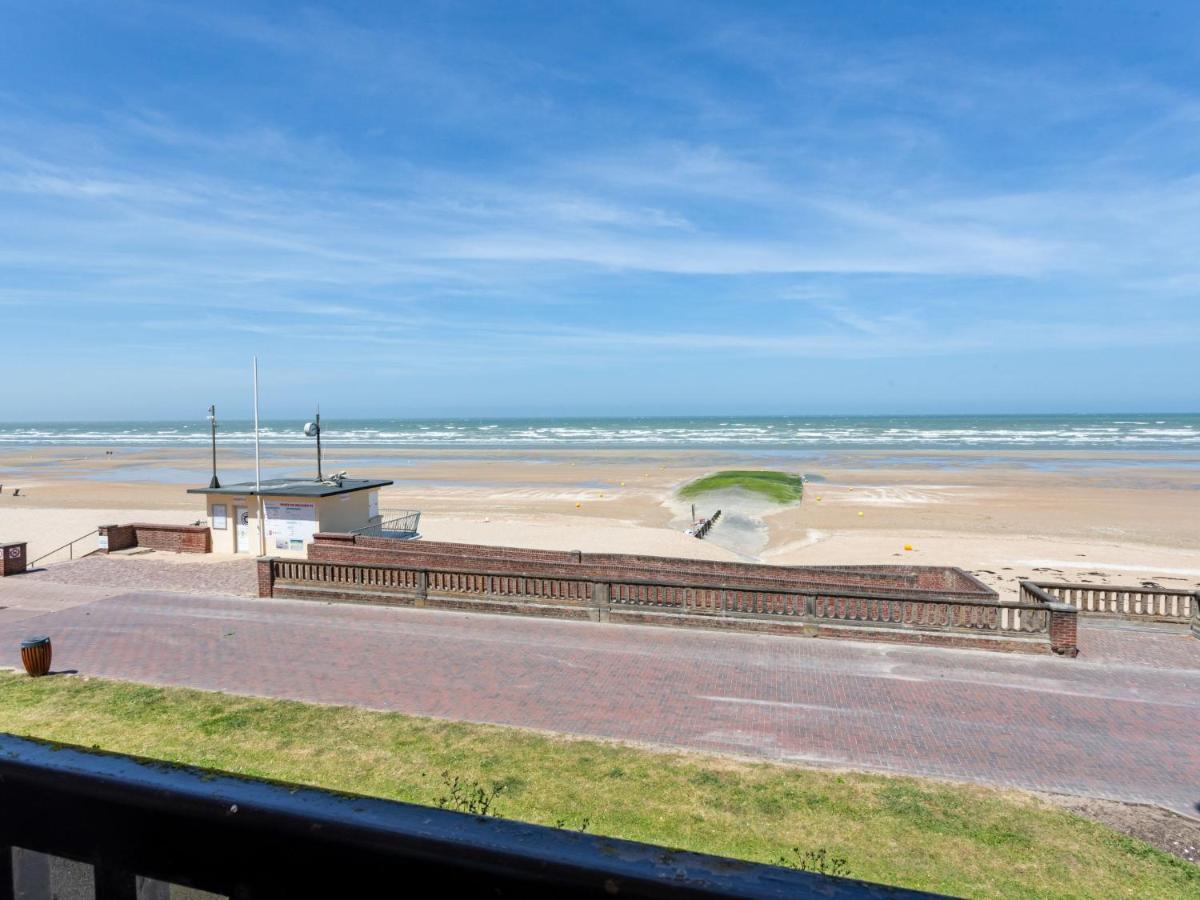 Apartment Les Terrasses du Casino-2 Cabourg Exterior foto